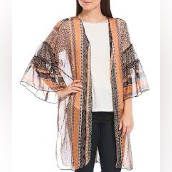 Democracy Tops - Democracy 3/4 sleeve double ruffle‎ stripe animal print kimono size small/medium